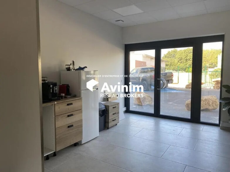 Local commercial dans Montauroux à louer - Photo de l’immeuble – Image 1 sur 6