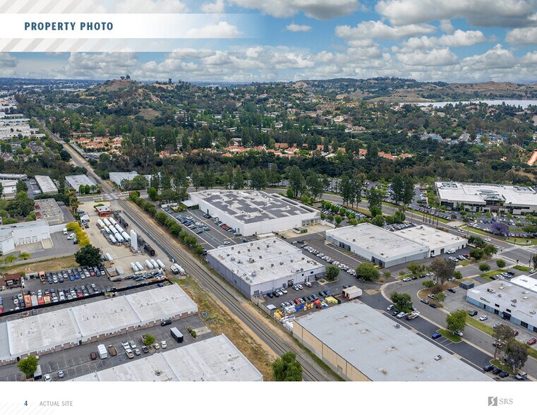541-545 W Terrace Dr, San Dimas, CA à vendre - Photo de l’immeuble – Image 2 sur 9
