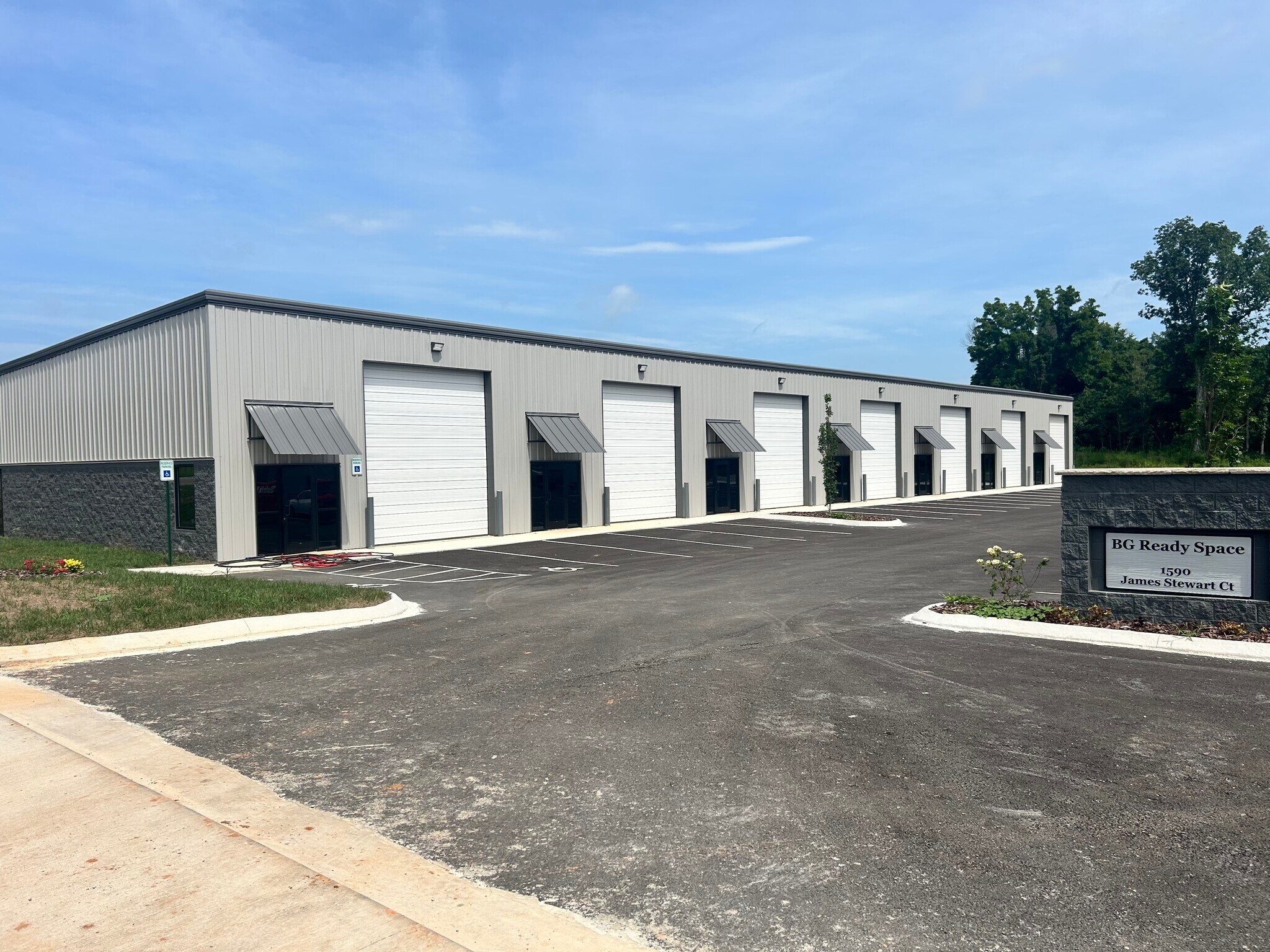 1590 James Stewart Lane, Bowling Green, KY à vendre Photo de l’immeuble– Image 1 sur 13