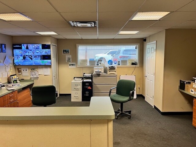 21201 Telegraph Rd, Southfield, MI à louer - Photo de l’immeuble – Image 3 sur 23