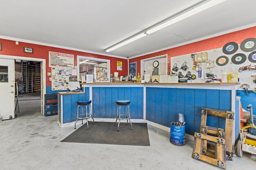 17645 Blanco Rd, San Antonio, TX à vendre - Photo de l’immeuble – Image 2 sur 28