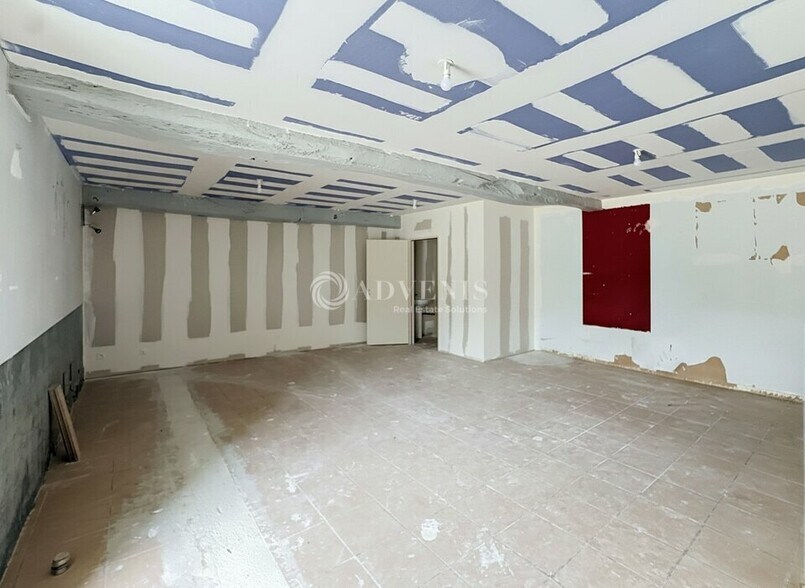 Local commercial dans Treillières à vendre - Photo intérieure – Image 3 sur 3