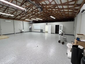 7731 Records St, Indianapolis, IN à louer Photo intérieure– Image 2 sur 12