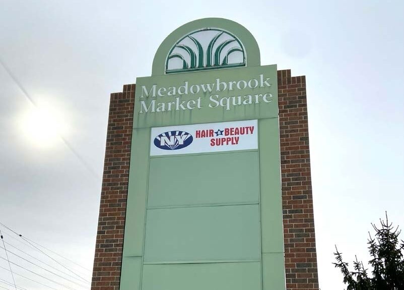 416-448 Northfield Rd, Bedford, OH à vendre - Photo de l’immeuble – Image 3 sur 13