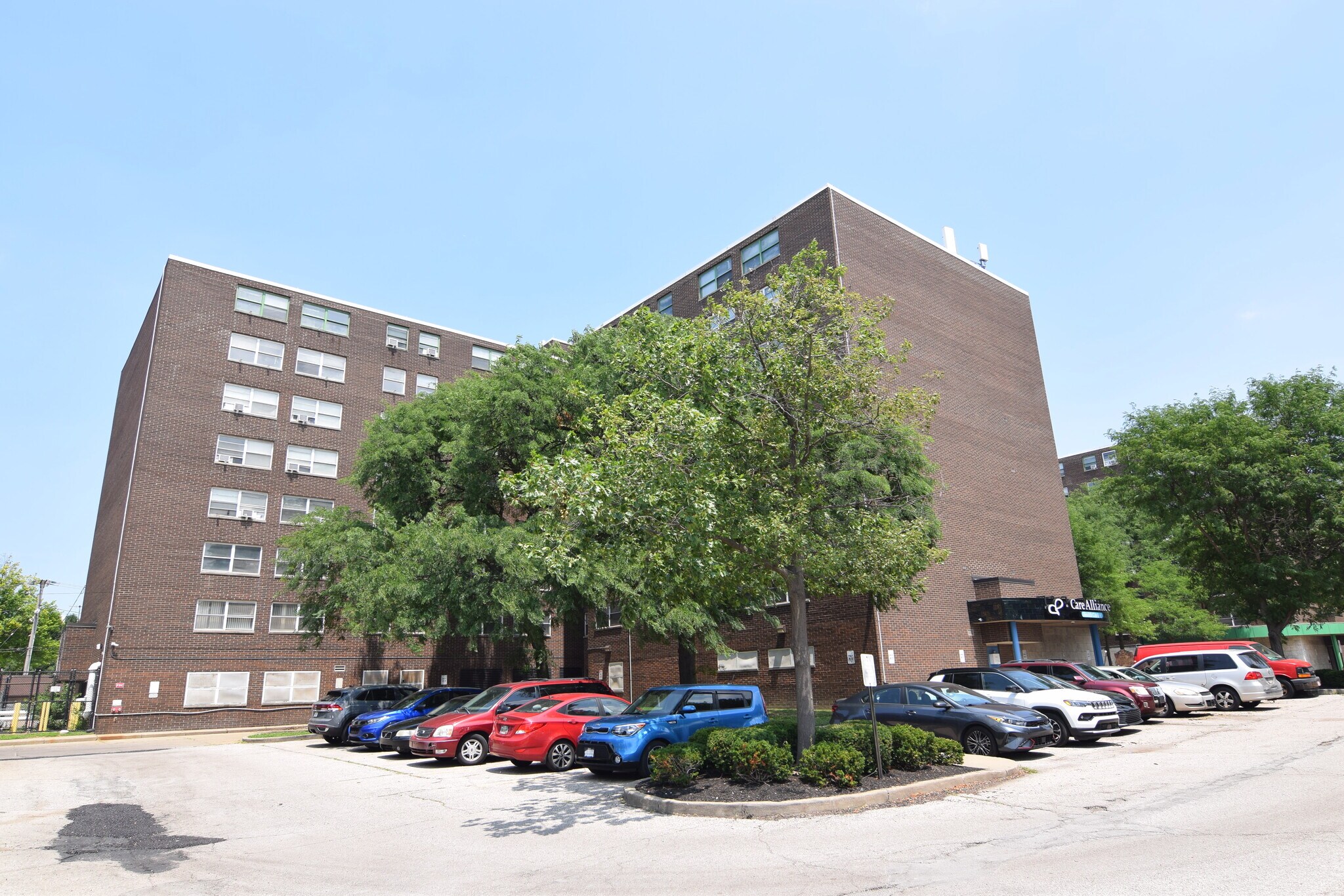 6001 Woodland Ave, Cleveland, OH à vendre Photo de l’immeuble– Image 1 sur 9