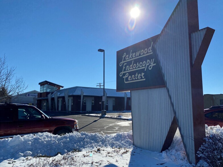 7000 W Colfax Ave, Lakewood, CO à vendre - Photo de l’immeuble – Image 2 sur 3