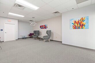 580 Virginia Dr, Fort Washington, PA à louer Photo intérieure– Image 2 sur 6