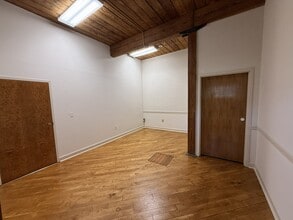 1314 Lincoln St, Columbia, SC à louer Photo intérieure– Image 2 sur 3