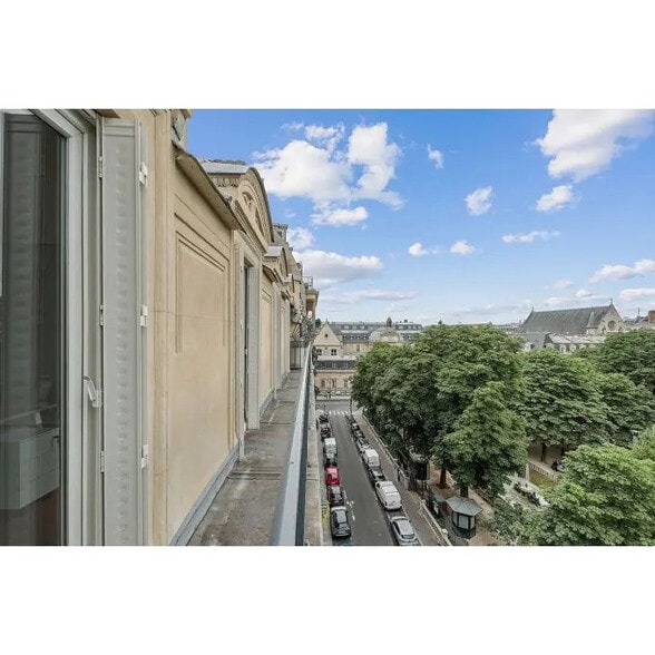 100 Boulevard De Sébastopol, Paris à louer - Photo de l’immeuble – Image 3 sur 12