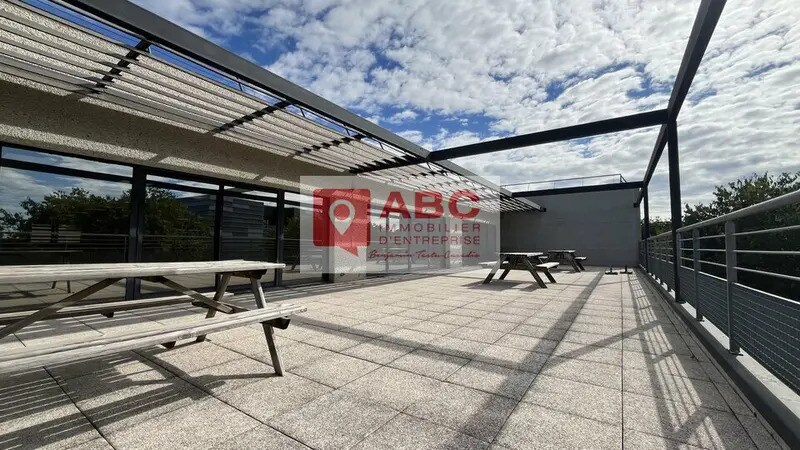 Bureau dans Montpellier à louer - Photo de l’immeuble – Image 2 sur 12