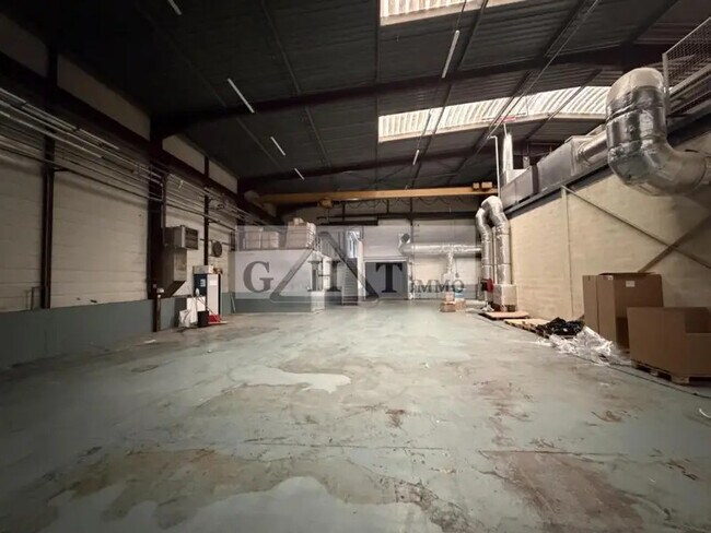 Plus de détails pour Industriel/Logistique à vendre