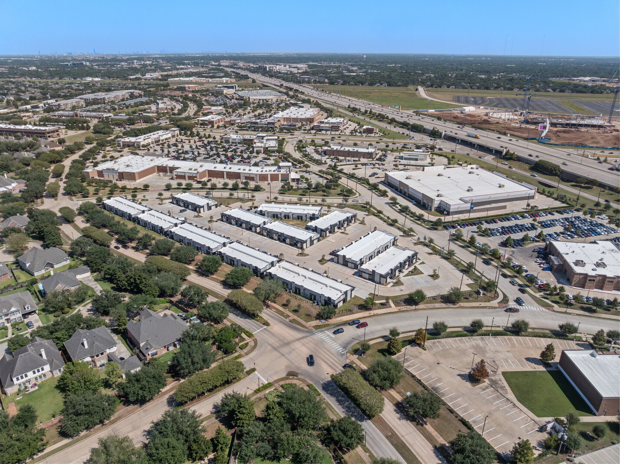 7102 Tarrington Ave, Sugar Land, TX à louer Photo principale– Image 1 sur 2