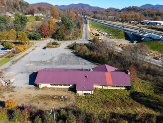 Plus de détails pour 1941 Champion Dr, Canton, NC - Local commercial à louer