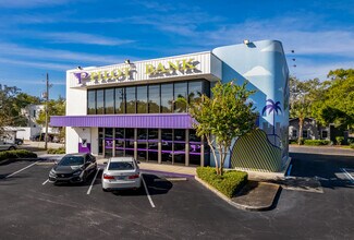 Plus de détails pour 2180 4th St N, Saint Petersburg, FL - Local commercial à vendre