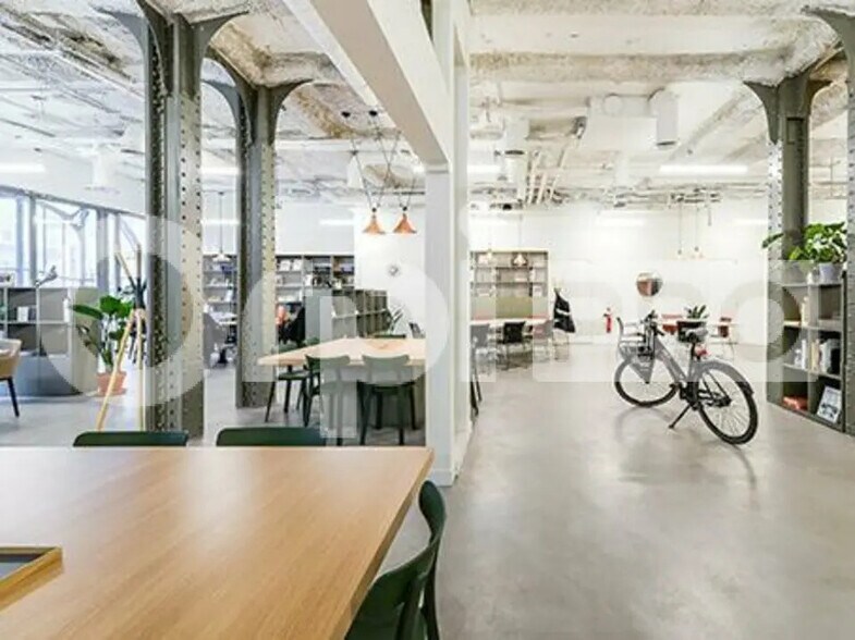 Bureau dans Paris à louer - Photo de l’immeuble – Image 2 sur 4