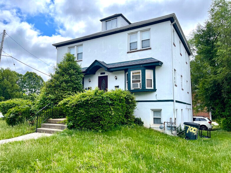 700 Charing Cross Rd, Baltimore, MD à vendre - Photo de l’immeuble – Image 2 sur 22