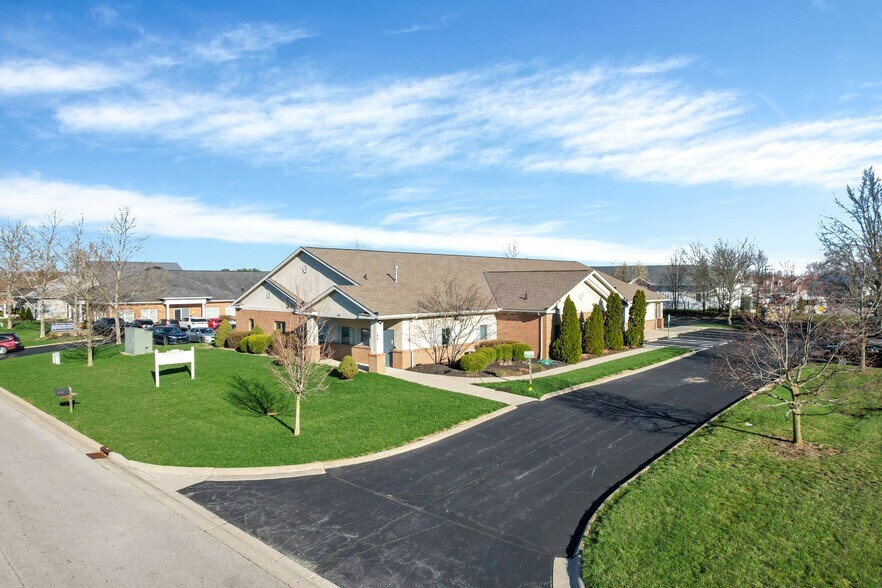 40 Clairedan Dr, Powell, OH à louer - Photo de l’immeuble – Image 2 sur 37