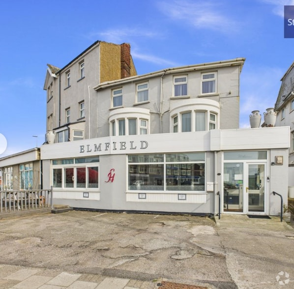 25 Clifton Dr, Blackpool à vendre - Photo principale – Image 1 sur 39