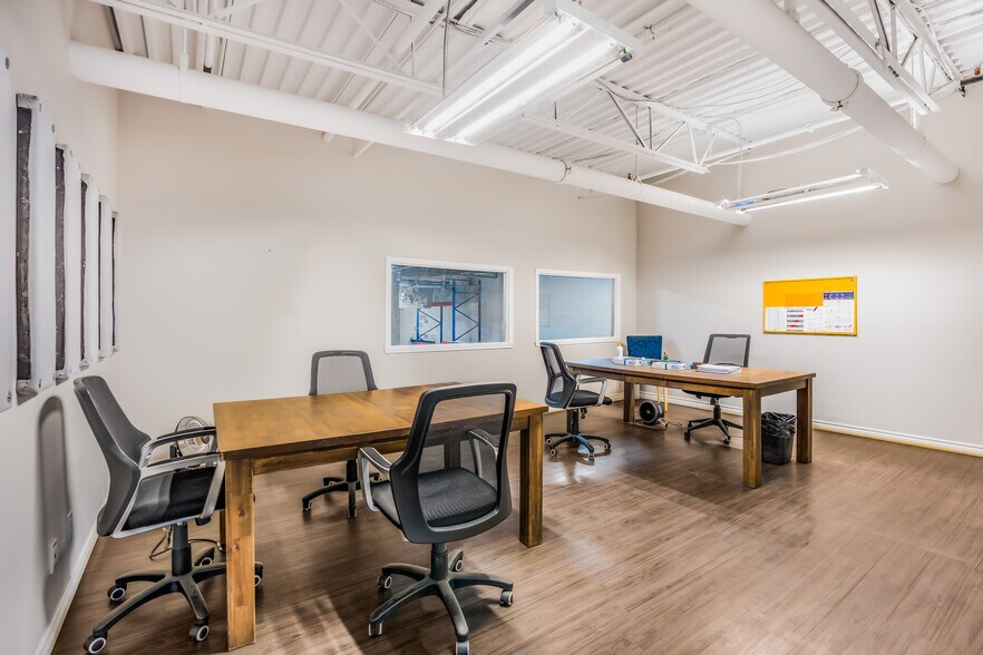 9275 Boul Henri-Bourassa E, Montréal, QC à louer - Photo intérieure – Image 3 sur 13
