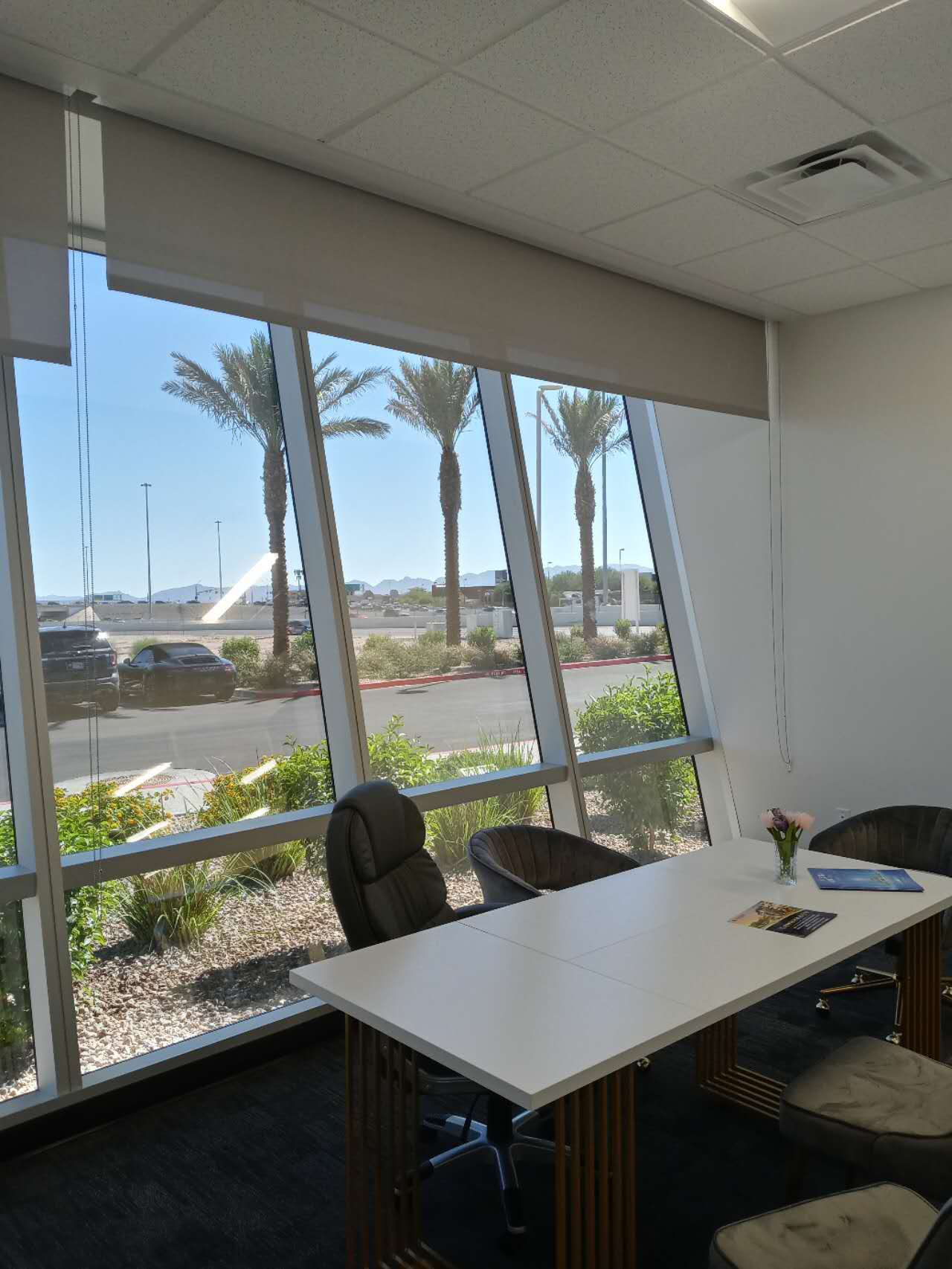 7160 Rafael Rivera Way, Las Vegas, NV à louer Photo intérieure– Image 1 sur 12