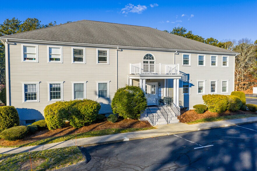 25 Mid-Tech Dr, West Yarmouth, MA à vendre - Photo de l’immeuble – Image 3 sur 7