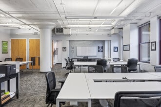 325 W Huron St, Chicago, IL à louer Photo intérieure– Image 2 sur 7