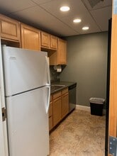 6413 Pinecastle Blvd, Orlando, FL à louer Photo intérieure– Image 1 sur 11