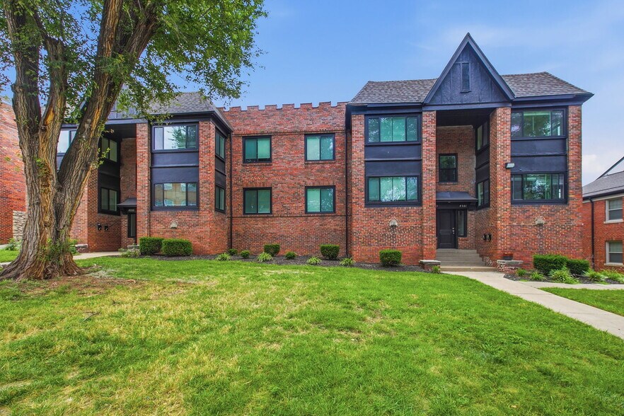 4335 Mercier St, Kansas City, MO à vendre - Photo de l’immeuble – Image 2 sur 36
