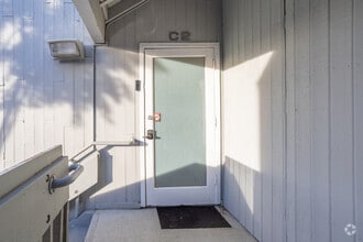 760 Las Posas Rd, Camarillo, CA à louer Photo de l’immeuble– Image 2 sur 9