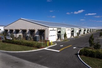 Plus de détails pour 16221 Lee Rd, Fort Myers, FL - Local d'activités à louer