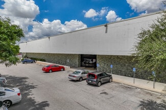 Plus de détails pour 8601 Village Dr, San Antonio, TX - Bureau/Médical à louer