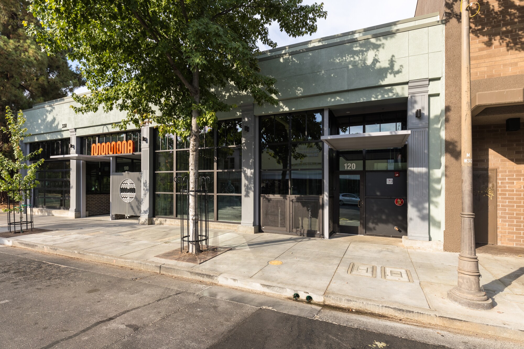 330 Main St, Chico, CA à louer Photo principale– Image 1 sur 3