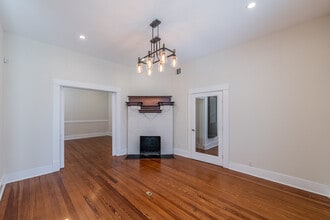 214 E Ashby Pl, San Antonio, TX à louer Photo intérieure– Image 2 sur 29