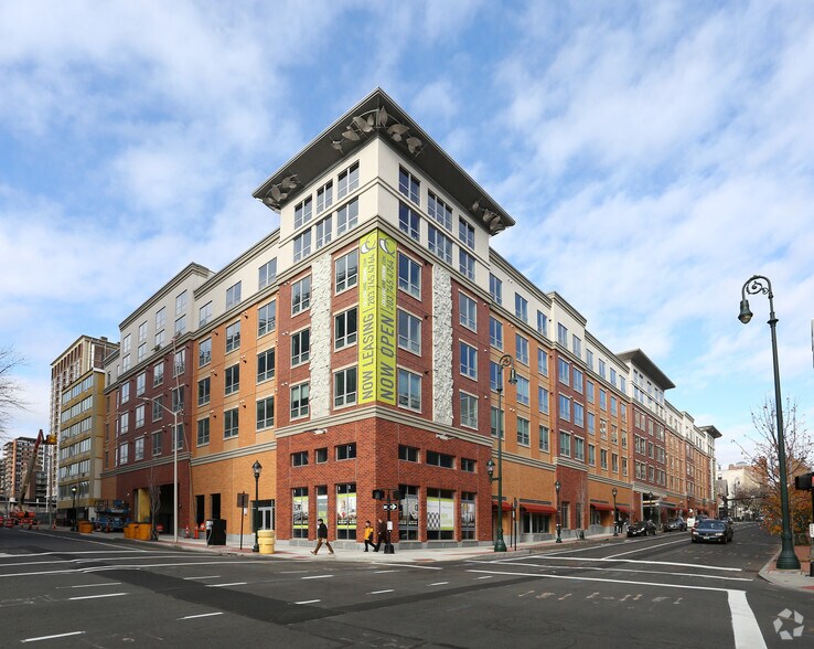 200 College St, New Haven, CT à louer - Photo de l’immeuble – Image 2 sur 29