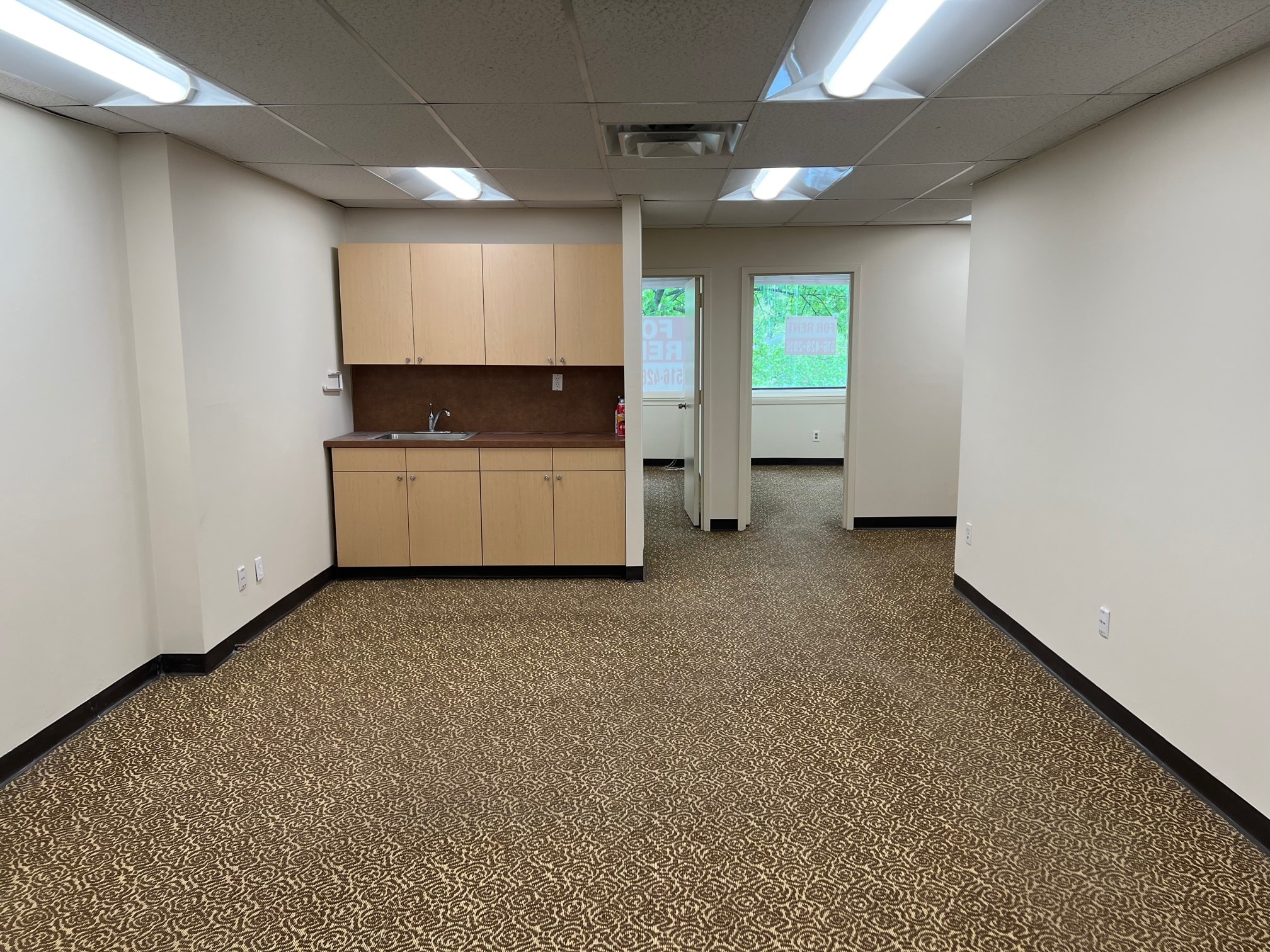 33-43 Great Neck Rd, Great Neck, NY à louer Photo intérieure– Image 1 sur 4