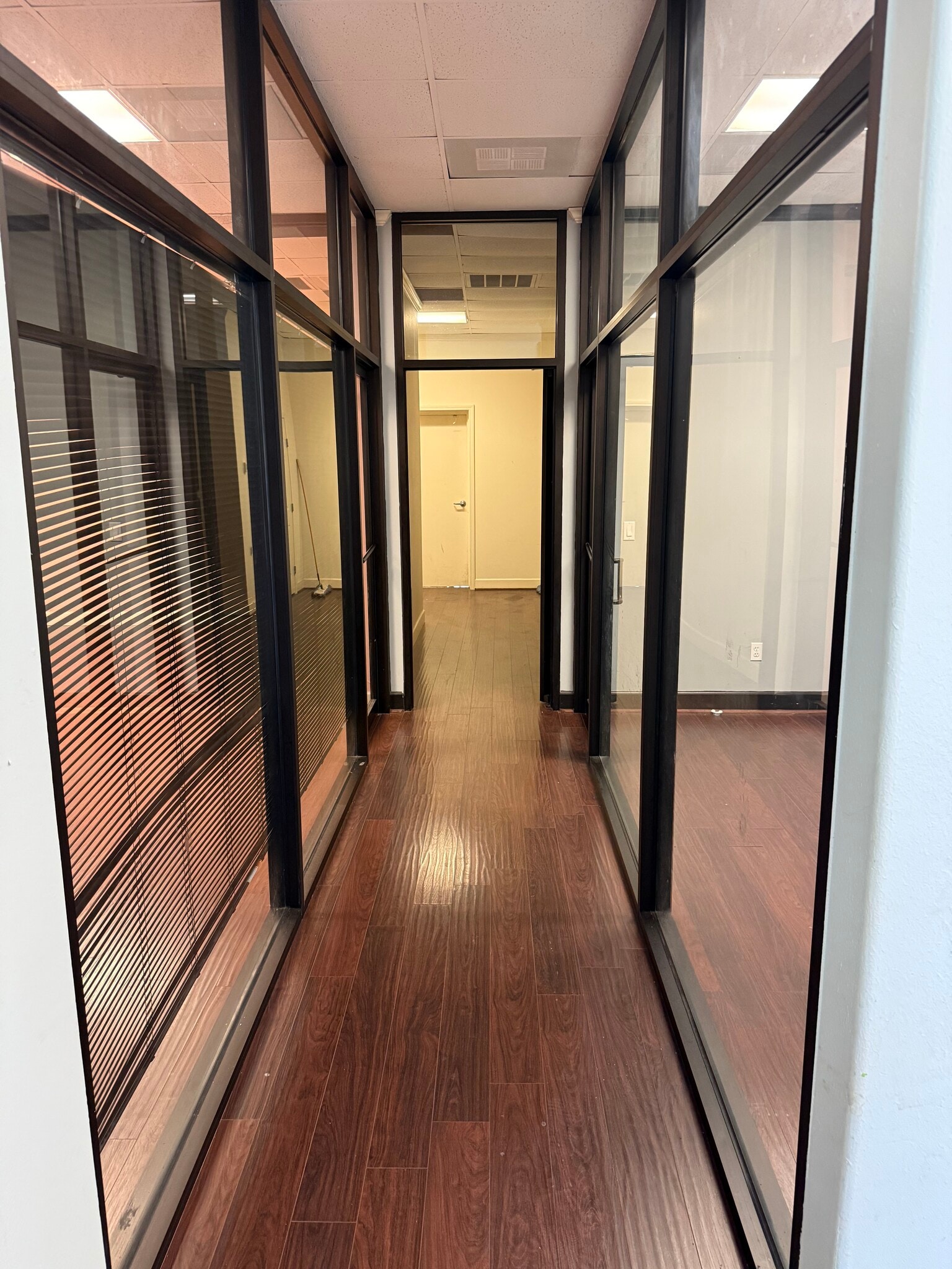 25435 FM 2978, Tomball, TX à louer Photo intérieure– Image 1 sur 3