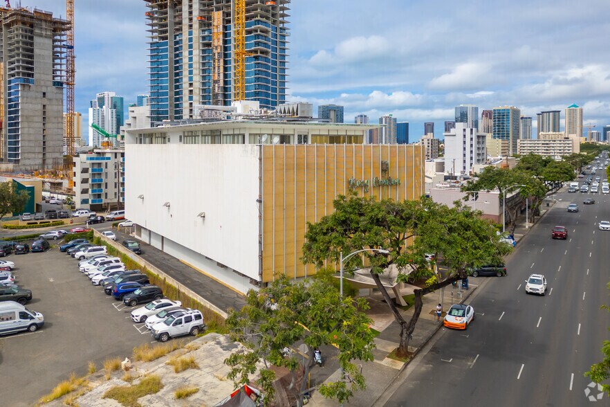 1451 S king St, Honolulu, HI à louer - Photo de l’immeuble – Image 2 sur 7