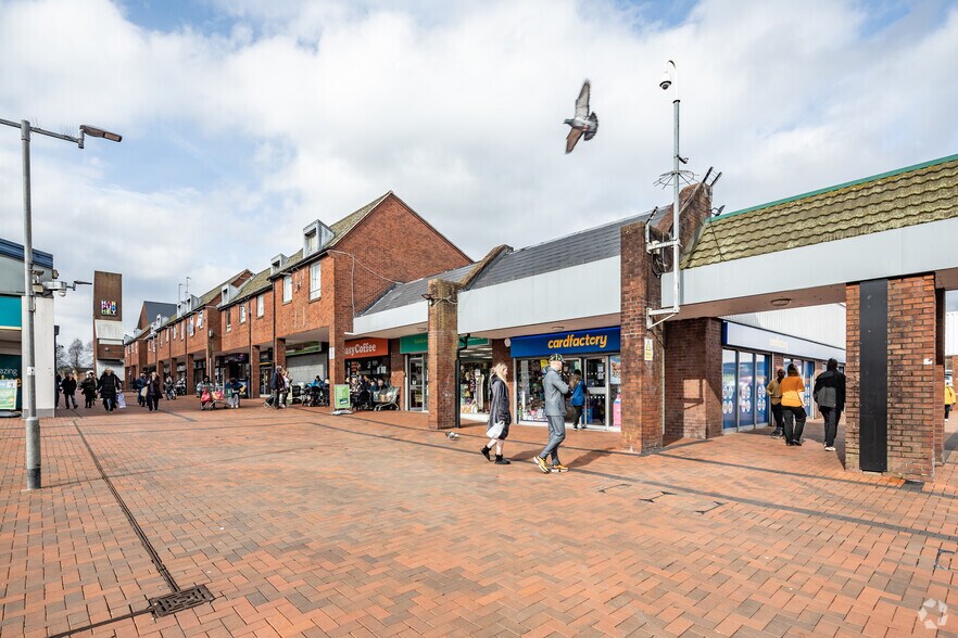 Lee Rd, Manchester à louer - Photo principale – Image 1 sur 4