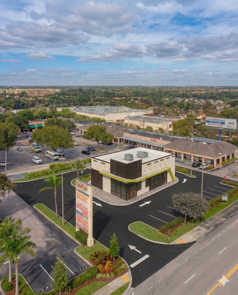 2845 N Military Trl, West Palm Beach, FL à louer - Photo de l’immeuble – Image 3 sur 11