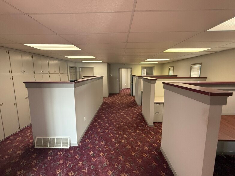 1808 Hancock Dr, Bismarck, ND à louer - Photo de l’immeuble – Image 3 sur 6