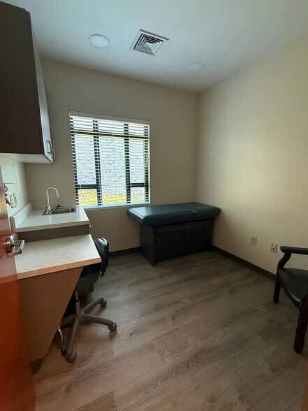 138 Milestone Way, Greenville, SC à louer - Photo intérieure – Image 3 sur 9
