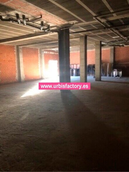 Local commercial dans Santa Marta de Tormes à louer - Photo de l’immeuble – Image 3 sur 3