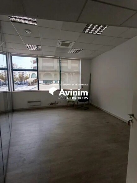 Local commercial dans Nice à louer - Photo intérieure – Image 2 sur 6