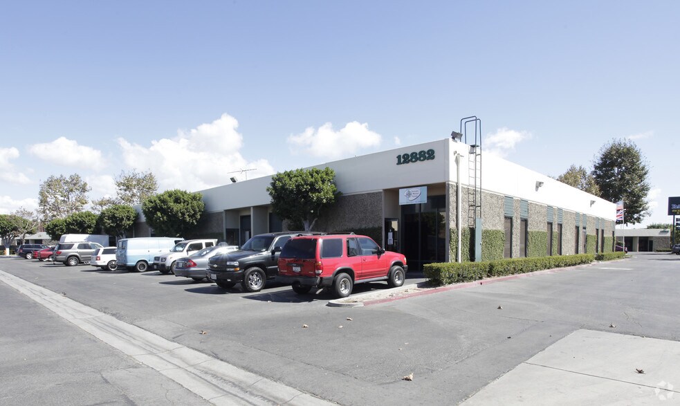 12882 Valley View St, Garden Grove, CA à vendre - Photo de l’immeuble – Image 3 sur 3