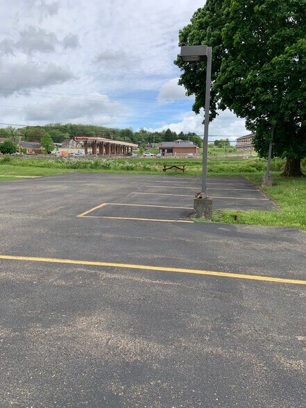 4735 Route 30, Latrobe, PA à louer - Photo de l’immeuble – Image 2 sur 3