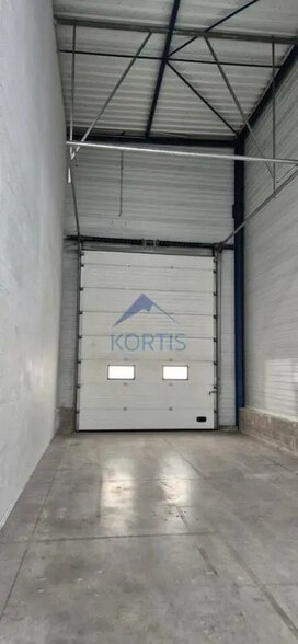 Local d’activités dans Dagneux à louer - Photo intérieure – Image 3 sur 12