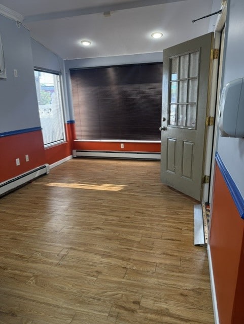 3717 E Tremont Ave, Bronx, NY à louer Photo intérieure– Image 1 sur 6