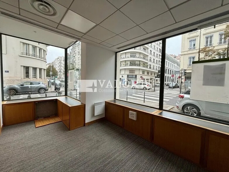 Local commercial dans Lyon à louer - Photo intérieure – Image 2 sur 10
