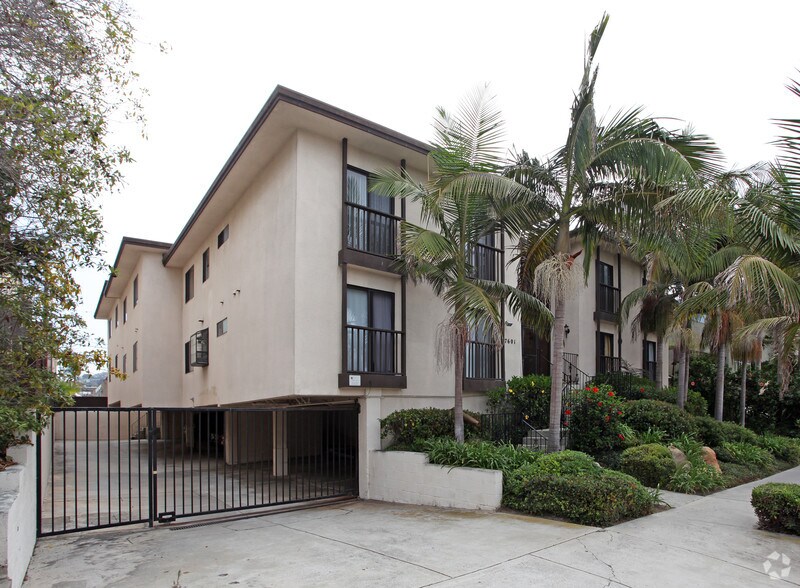 7601 Eads Ave, La Jolla, CA à vendre - Photo principale – Image 1 sur 19