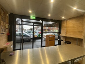 74 High St, Clacton On Sea à louer Photo intérieure– Image 2 sur 10